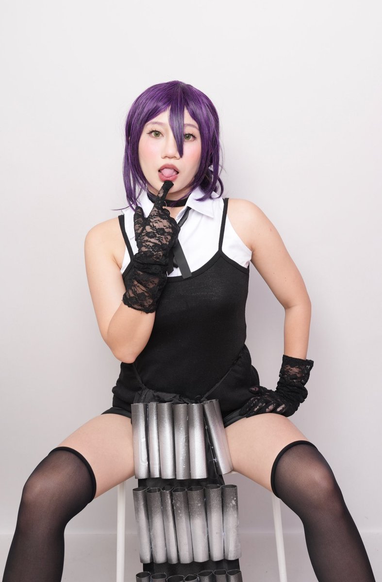 alymakii's tweet photo. hiii... trying to be active after ghosting xd #rezecosplay #chainsawman #asiancosplayer https://t.co/tWk0V7Tcyw