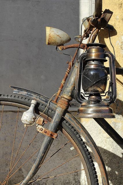 poetry_in_'s tweet image. तुम सिर्फ सब्र रखो,
हिसाब ऊपर वाला रख रहा है...See more