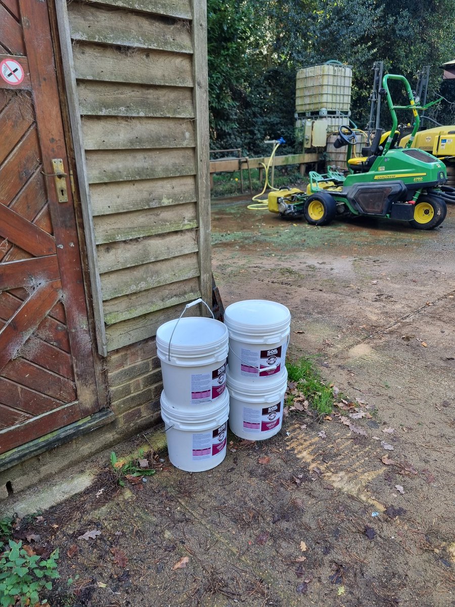 UltraSoil's tweet image. GYP-FLO going out on greens and approaches to keep this place looking as magnificent as ever. #workingwithnature