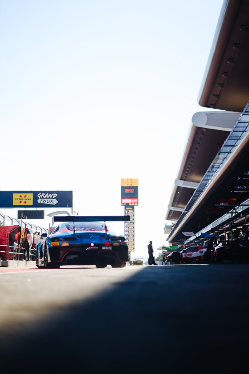 2seasmotorsport's tweet image. Autumn daze 🍂 

#gtwc #gtwcheu #autumn #mercedesamg #2seasmotorsport