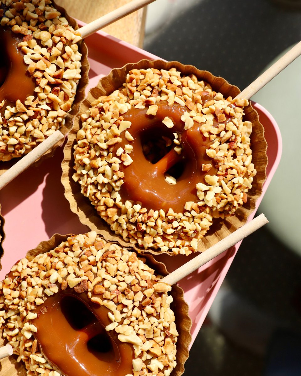 We can’t believe the Affy Tapple x Stan’s donut will be gone soon! Don’t miss out on this seasonal favorite, and order yours in-store or online! 
Available through October 31st 🍎
<a href="/AffyTapple/">Affy Tapple</a>