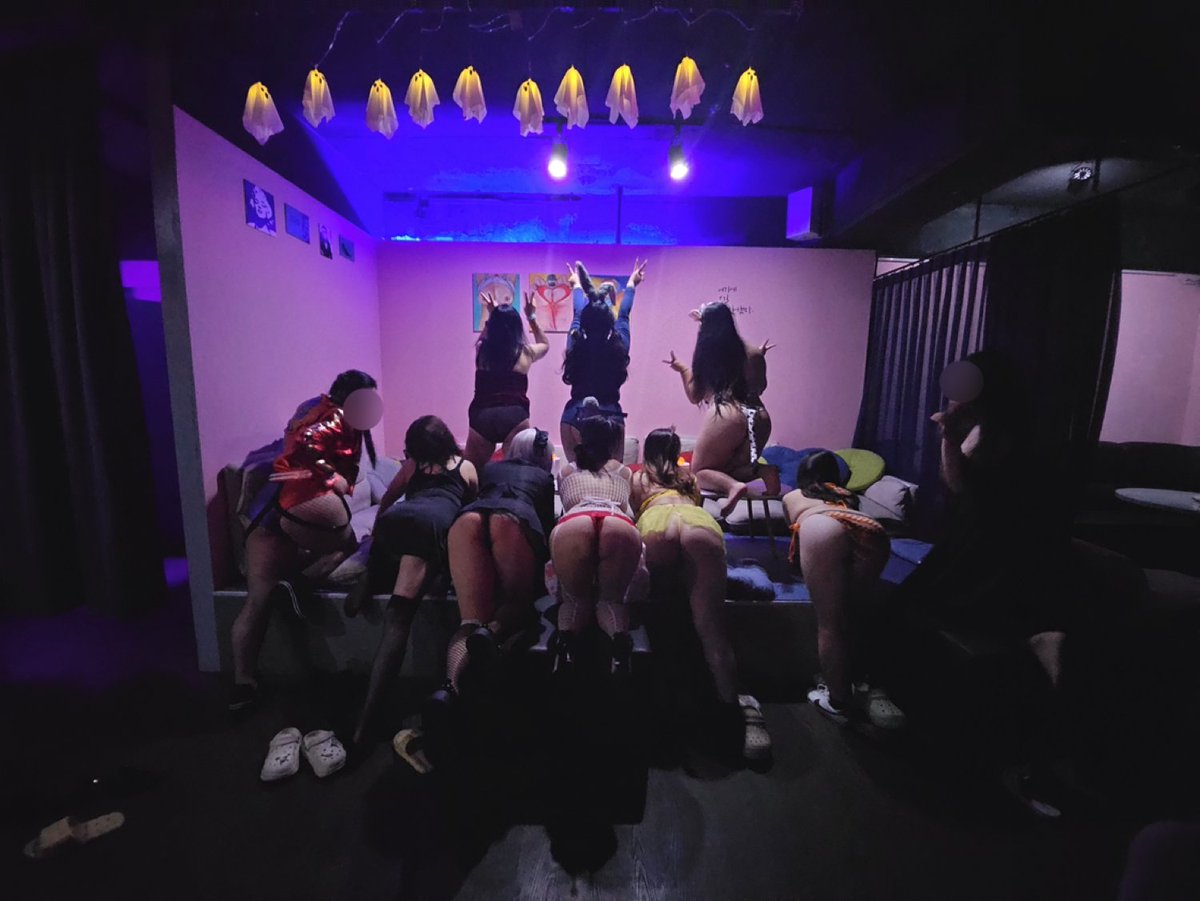 Pooding-couple tweet media