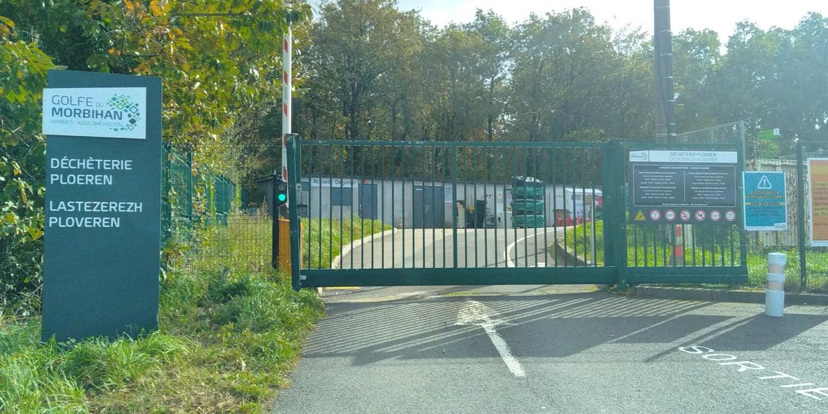 L’agglo présente ses sincères condoléances à la famille de la personne victime d’une chute, samedi, à la déchèterie de Ploeren. Nos pensées vont aussi à nos agents présents sur le site et très marqués par cet accident. 
Dans ce contexte, la déchèterie rouvrira ultérieurement.