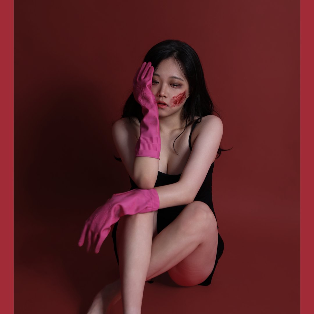 Team_Nonee's tweet photo. 연극 <정리>
 𝙏𝙞𝙙𝙮 𝙪𝙥
 
🔪컨셉샷 공개 (1)

2025.11.08 (SAT) 20:00  극장 동국
#연극 #정리 #2인극 #2인극페스티벌 #월드2인극페스티벌 https://t.co/pdpiv2abbN