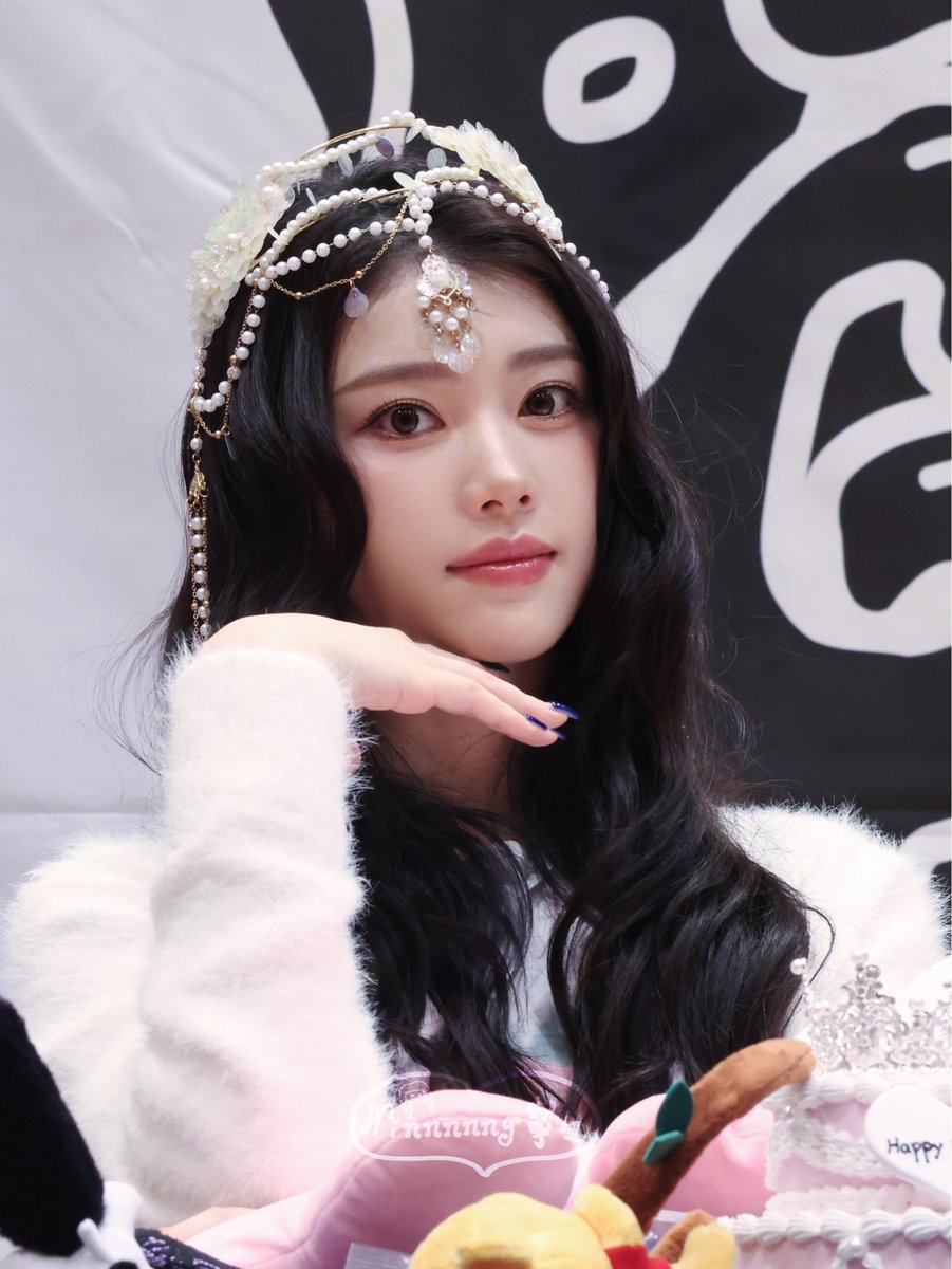 Neinei_Jo's tweet image. 251027 キッスエンタ 対面ファンサイン会 kissent 대면 팬싸

👑人魚姫、お誕生日おめでとう🎂

#Kep1er #ケプラー #케플러
#XIAOTING #샤오팅 #션샤오팅 #심소정 #沈小婷 #シャオティン