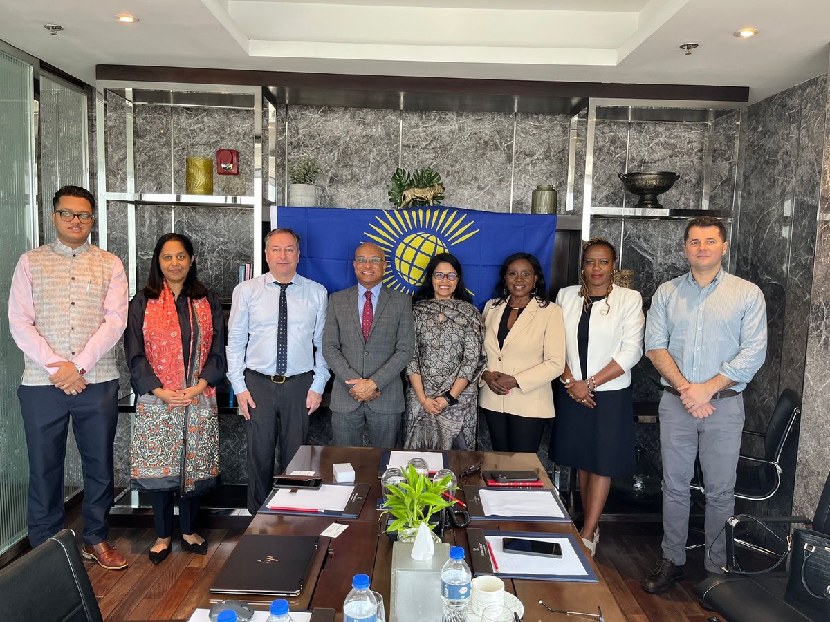 commonwealthsec's tweet image. A Commonwealth team, led by the Adviser and Head of the #Commonwealth Electoral Support Section,
@LinfordAndrews, is in Bangladesh to assess pre-election preparations &amp;amp; the overall conditions under which the country’s forthcoming elections will be conducted.

The team held…