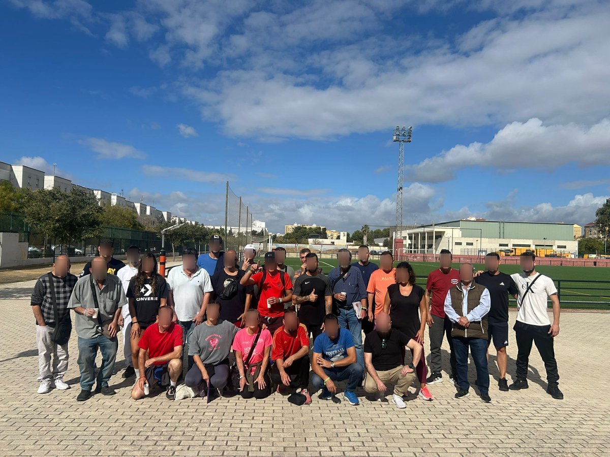 🏓 En el II Campeonato de Pádel de Centros de Día ANTARIS, seguimos impulsando el ocio saludable y la inclusión social 💪
Una jornada de encuentro, respeto y convivencia dentro del proyecto #OasisDeOcio, subvencionado por la <a href="/DIPUSEVI/">Diputación de Sevilla</a>  🌱
#SoyANTARIS #OcioSaludable #Igualdad