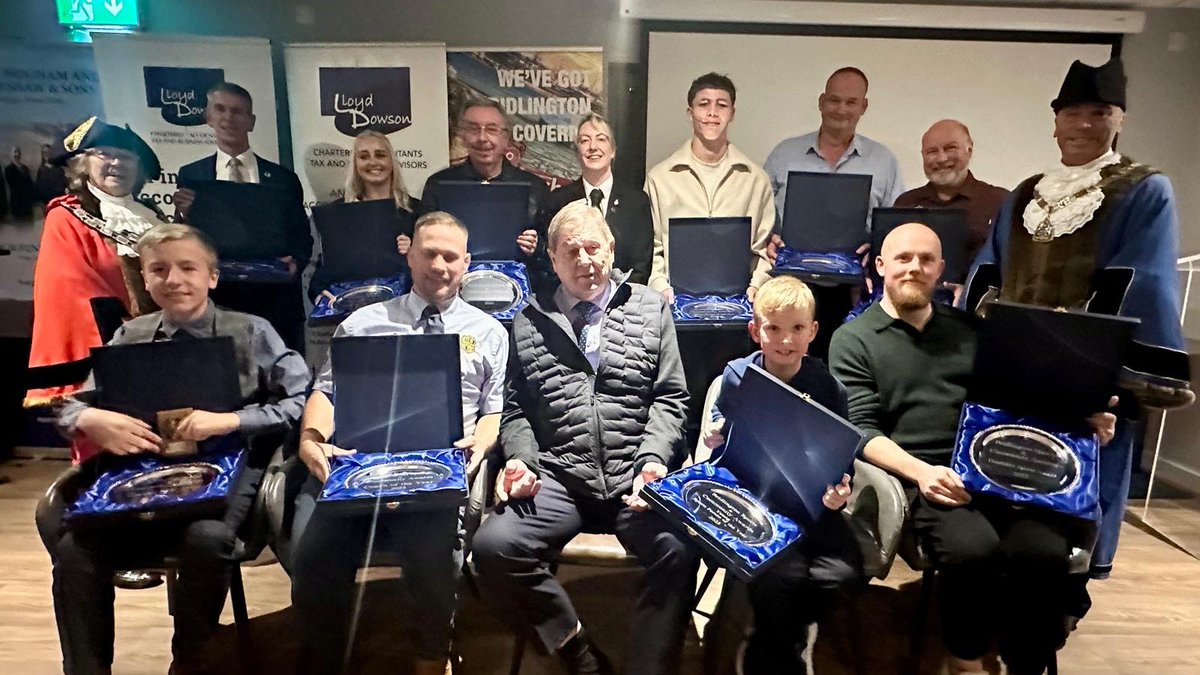 #ERChairman presented #Bridlington Community and Sports recognising exceptional individuals and groups who make a difference in the community. Cyrill Skinner was posthumously honoured with a Lifetime Achievement Award for his remarkable service to the community #EastRiding