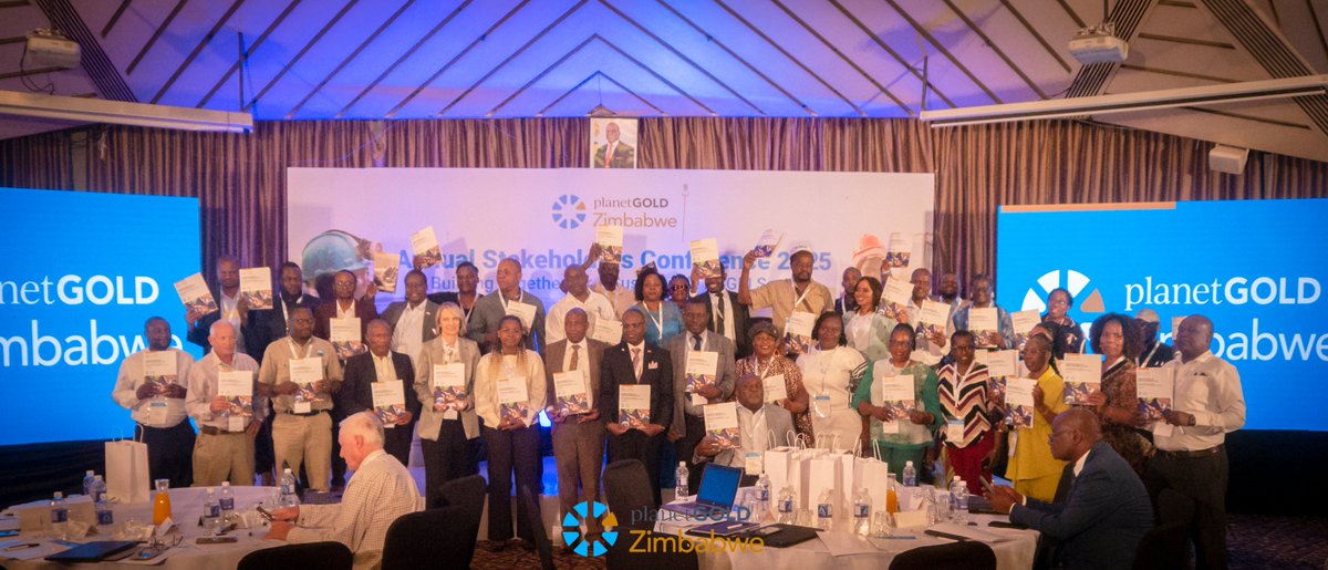🧵The event also marks the launch of Strengthening the Mines and Minerals Bill: Advancing Reforms for the Benefit of Artisanal and Small-Scale Gold Miners in Zimbabwe, which highlights key reforms proposed for the Mines and Minerals Bill 2025. bit.ly/4o91tTp🧵