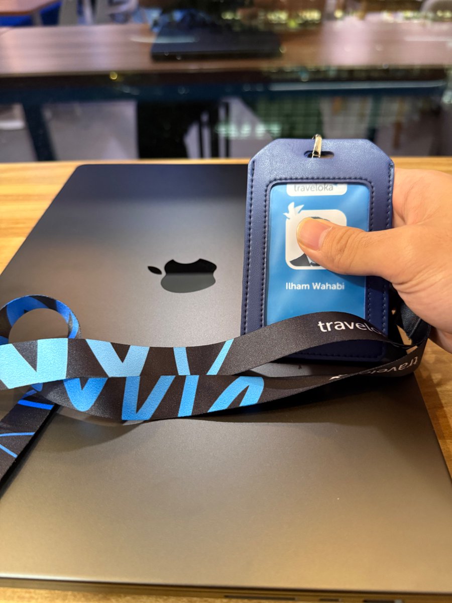 ilhamwahabigx's tweet image. Life update - i’m joining Traveloka as a Frontend Engineer

Really like the life at BSD

And yeah just got Macbook Pro M4 for work