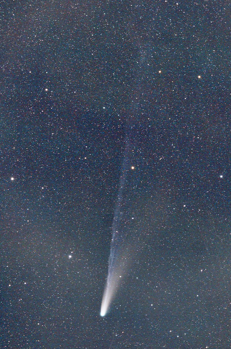 El cometa Lemmon ☄️ en la cabeza de la serpiente 🐍
Gargantilla del Lozoya 📌
26 de octubre 📆
Canon 6D, objetivo 135 mm, 6 tomas de 60 s a 1.600 ISO 🖊️
<a href="/BosonDeGeek/">Emilio Gálvez Ranera</a> 📷