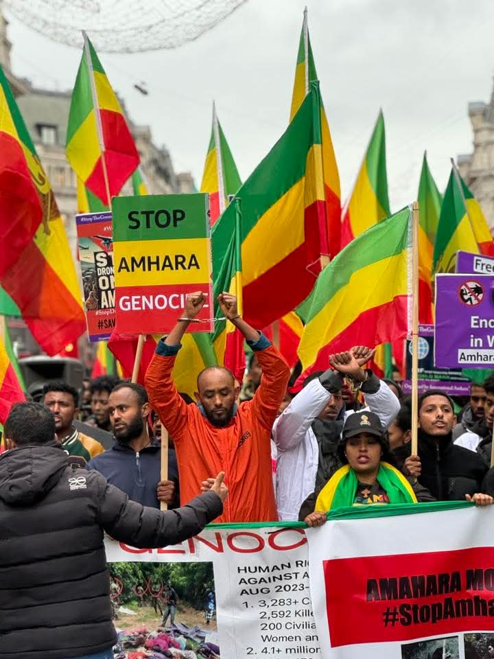 AmharaArmy's tweet photo. ሰበር ዜና!
=
የለንደን ፋኖዎች ይለያሉ!
=
መላው እንግሊዝን በአብይ አህመድ አገዛዝ ተቃውሞ አቀጣጥለውታል!
ክብር ይግባውና የእንግሊዝ መንግስትም የለንደን ፋኖዎችን የተቃውሞ ጥያቄ ተቀብሎታል ! https://t.co/6oZbIBszTz