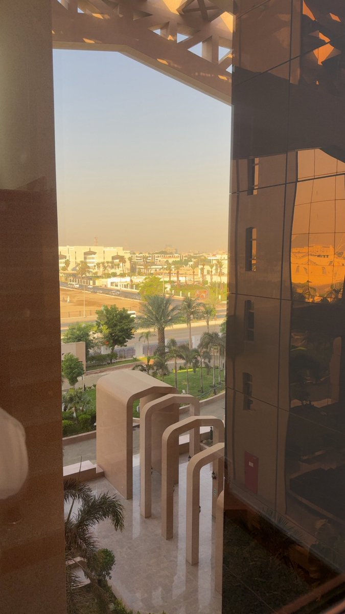 AnasGHPR's tweet photo. بحمدالله اليوم اختتم تدريبي التعاوني بوكالة العلاقات العامة الإعلامية الدولية بوزارة الإعلام، تعلمت فيها أنا وزملائي طريقة العمل مع تطبيقه كما زرنا الهيئة العامة لتنظيم الإعلام وتعرفنا على طريقة عمل الهيئة في تطبيق الأنظمة،
 سائلا المولى عز وجل التوفيق والسداد في قادم الايام❤️. https://t.co/QLFLbz9MkK