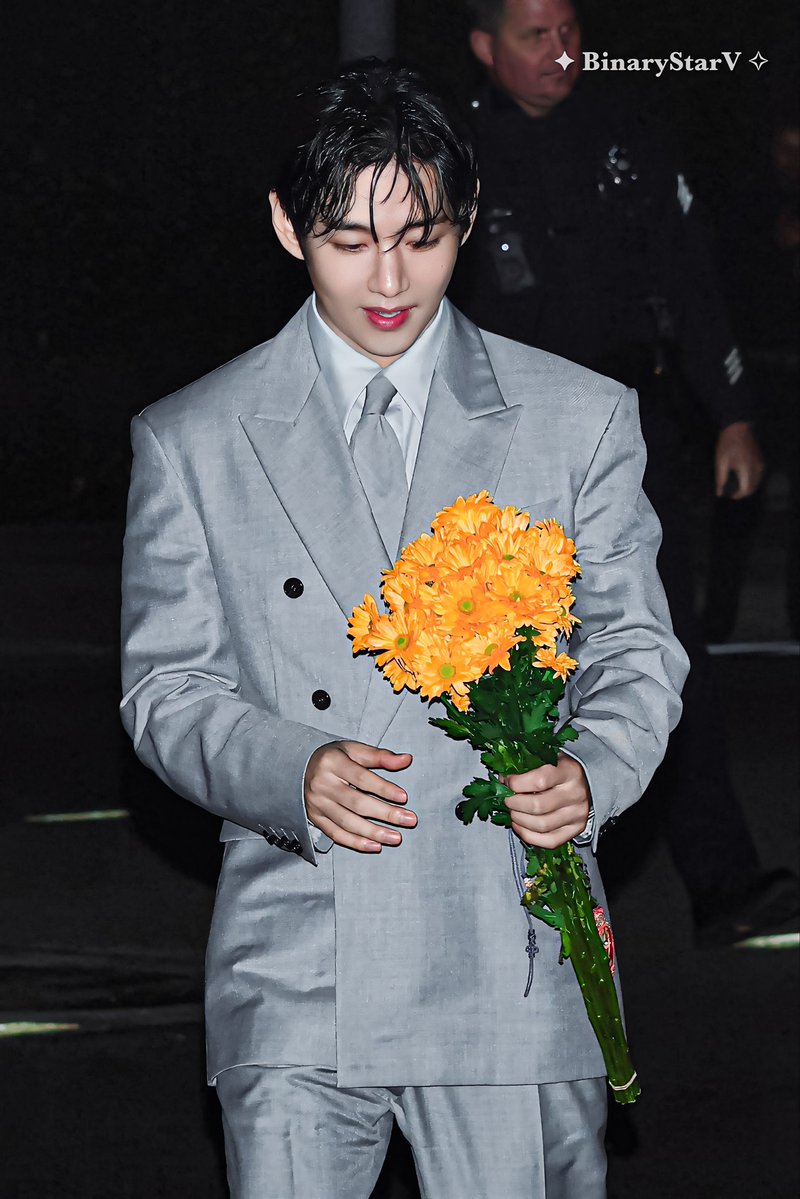 JK (@97jungukk) on Twitter photo 