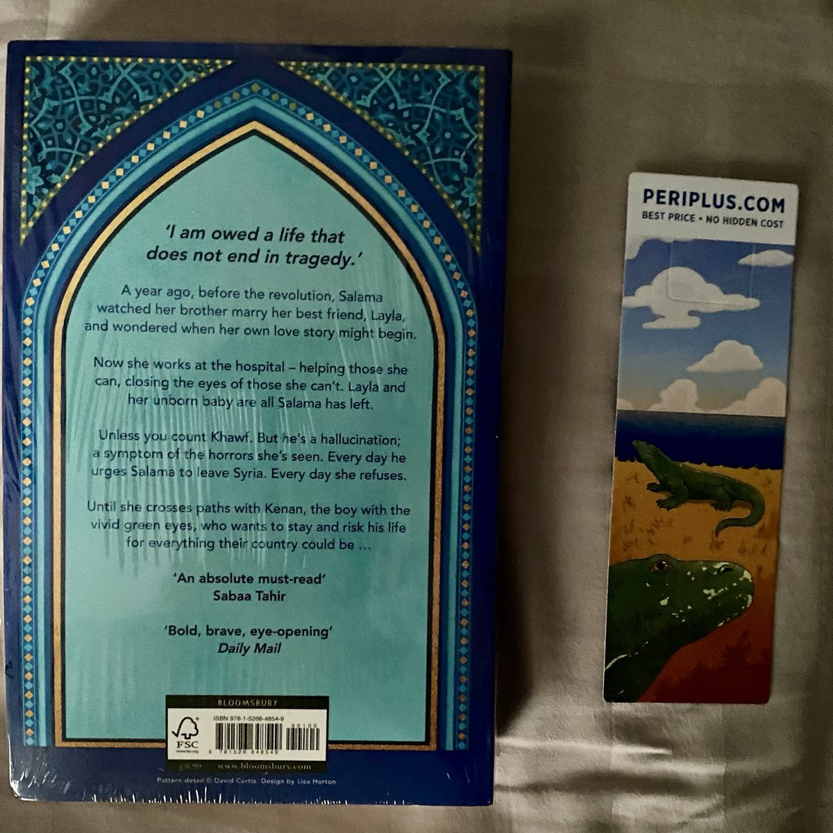 farucille's tweet photo. wts / want to sale
As Long As The Lemon Trees Grow Zoulfa Katouh (eng - UK PB) : 155k

- original bonus bookmark periplus
- new sealed (broken di samping bawaan dari p+) belum pernah dibaca
- manual shipping / 🍊 available (+ fee adm 15%)
- shipment from Semarang

dm for details! https://t.co/zrtffF6zNN