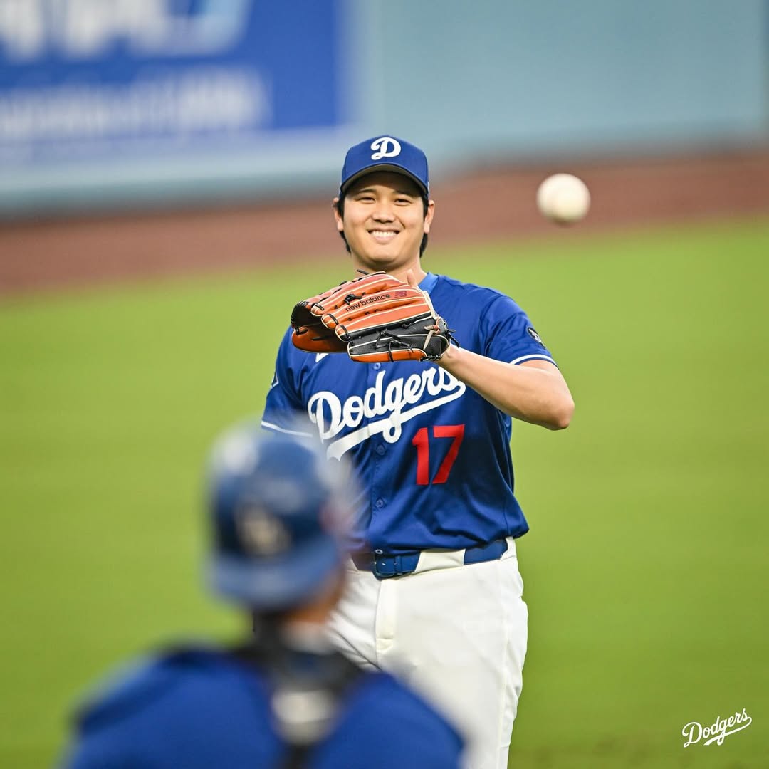 ドジャース 】本拠地へ帰還💙 #ワールドシリーズ 第3戦へ向け、調整を