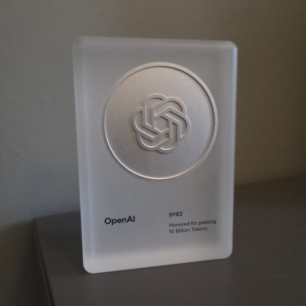 Et voilà, on a dépassé les 10 milliards de tokens chez <a href="/OpenAI/">OpenAI</a>