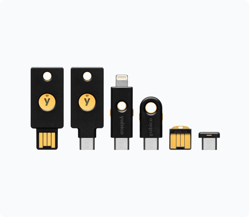 بالنسبة لتغريدة تويتر / اكس 𝕏 
عن اغلاق الحسابات اللي ما تعيد اضافة مفتاح الامان / ال Security key بحلول 10 نوفمبر

المقصود بالتغريدة هذي هي مفاتيح الامان الملموسة اللي نفس الصورة الثانية ، مثلاً مفاتيح YubiKeys

لو ما تستخدم مفتاح امان مثل هذا
امورك طيبة ومب لازم تسوي شي 🙏🏼