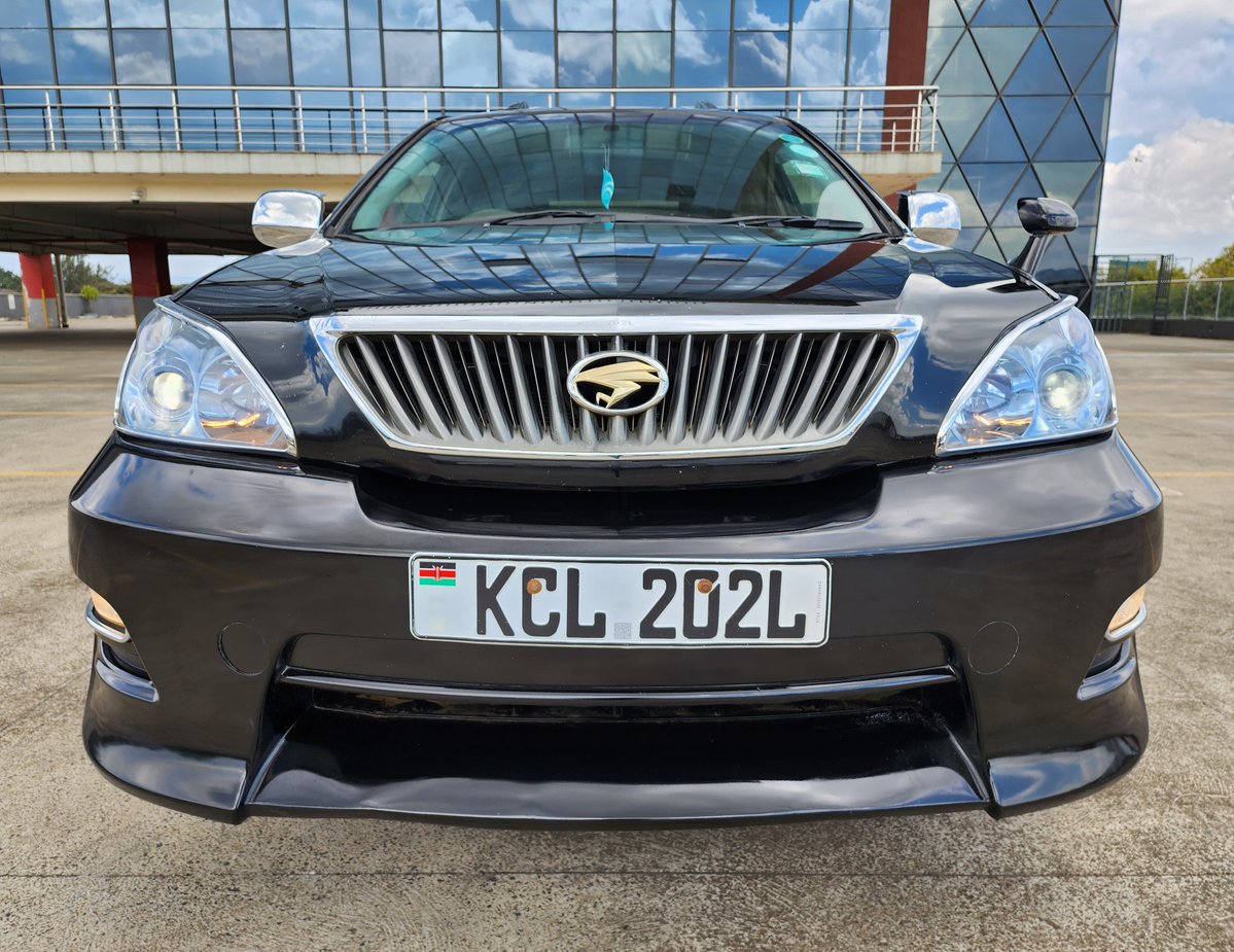 swiftmikes's tweet image. 2011 TOYOTA HARRIER.
2400cc 2AZ-FE
160hp / 221Nm
5-Speed Auto
Mileage 162,000km
2WD
Price: 1.77M
📞 0792 806474.