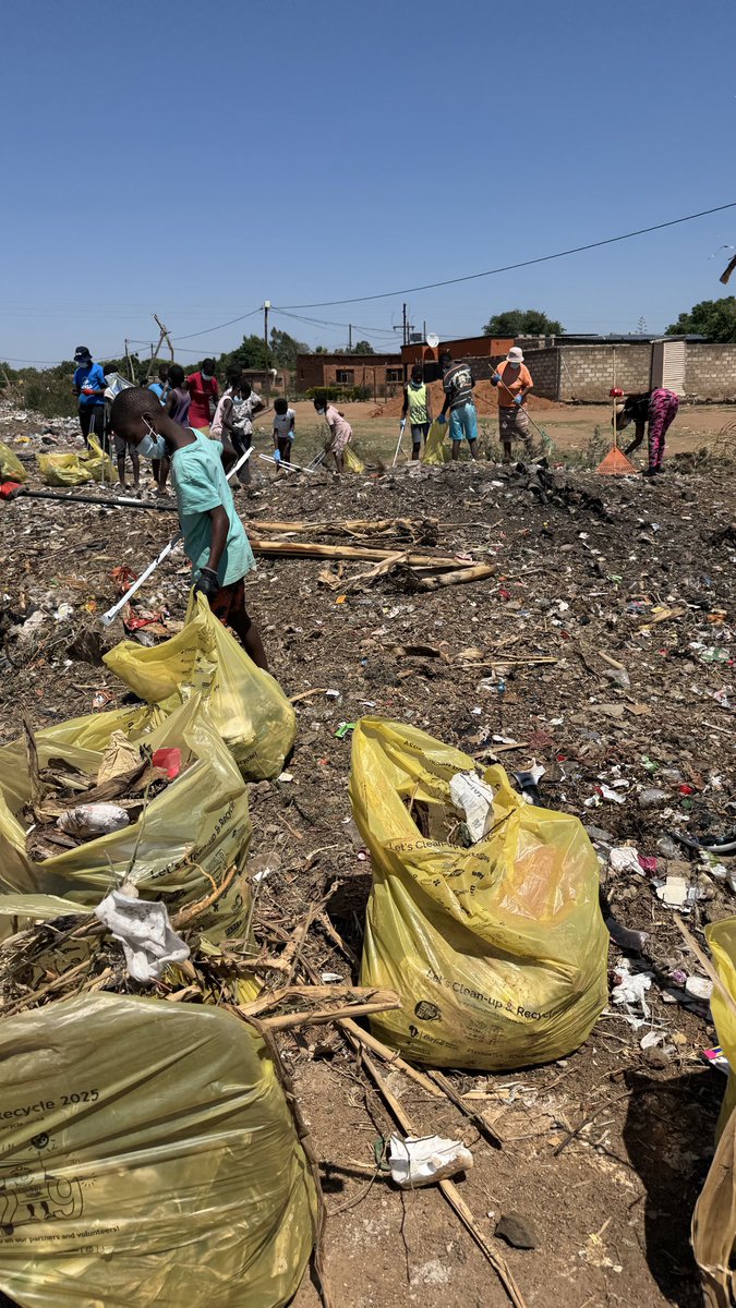 CleanSA_Org's tweet image. The children played their part 🫰🏾

#CleanSouthAfrica #ChangingMindsets #ChangingHabits