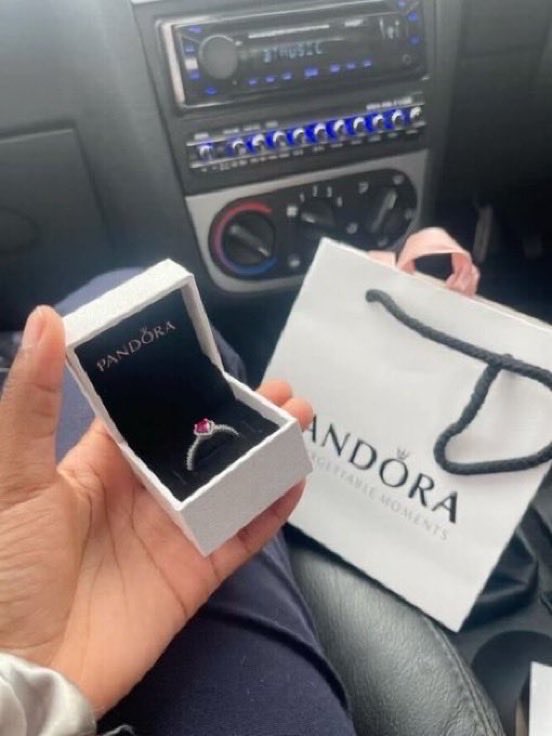qtpilove's tweet photo. TOP 10 BEST INVESTMENT FOR WORKING WOMEN ADULTS 🫶🏻

a thread https://t.co/U9rrWGRXFb