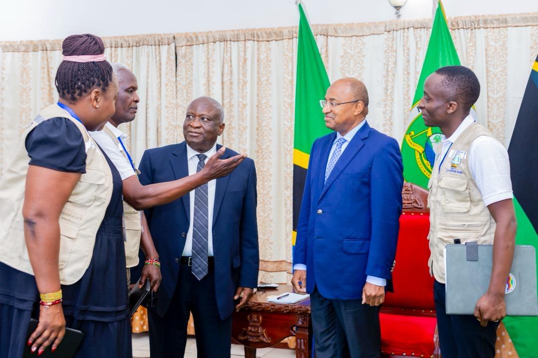 𝐓𝐚𝐧𝐳𝐚𝐧𝐢𝐚 𝐆𝐞𝐧𝐞𝐫𝐚𝐥 𝐄𝐥𝐞𝐜𝐭𝐢𝐨𝐧𝐬 𝟐𝟎𝟐𝟓

Continuation on stakeholders engagements, the <a href="/FPCIRGL/">Forum of Parliaments of ICGLR (FP-ICGLR)</a> is honored to have met  with the President of Zanzibar and Chair of the Revolution Council, Dr Hussein Mwinyi in D-Day of elections campaigns in the Isles. The