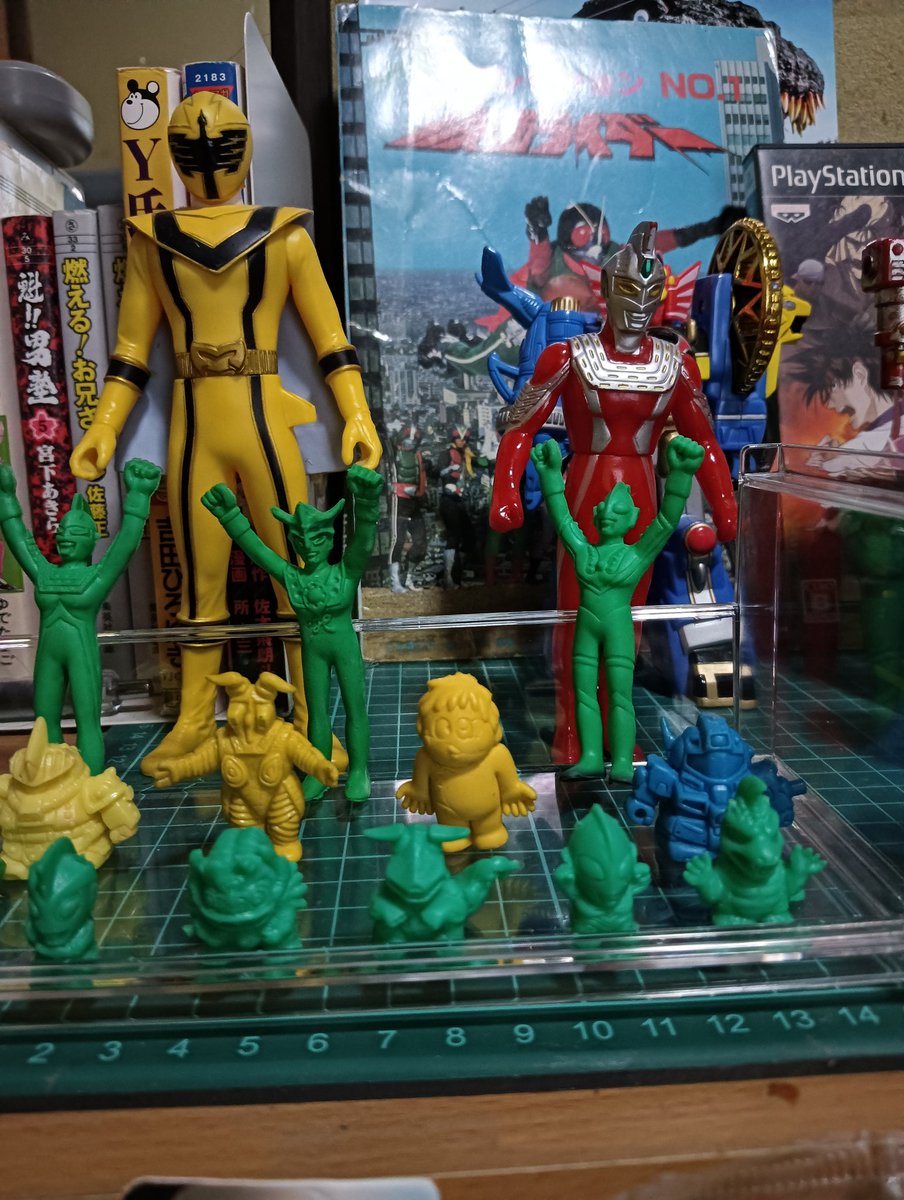 4zcZEYSP2hnaoXL's tweet image. 懐かしのウルトラマンやガンダムの消しゴムです!