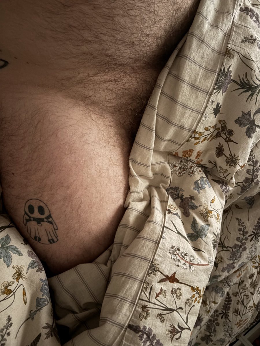 #LGBTQIAHalloweenIsComing
Boo!