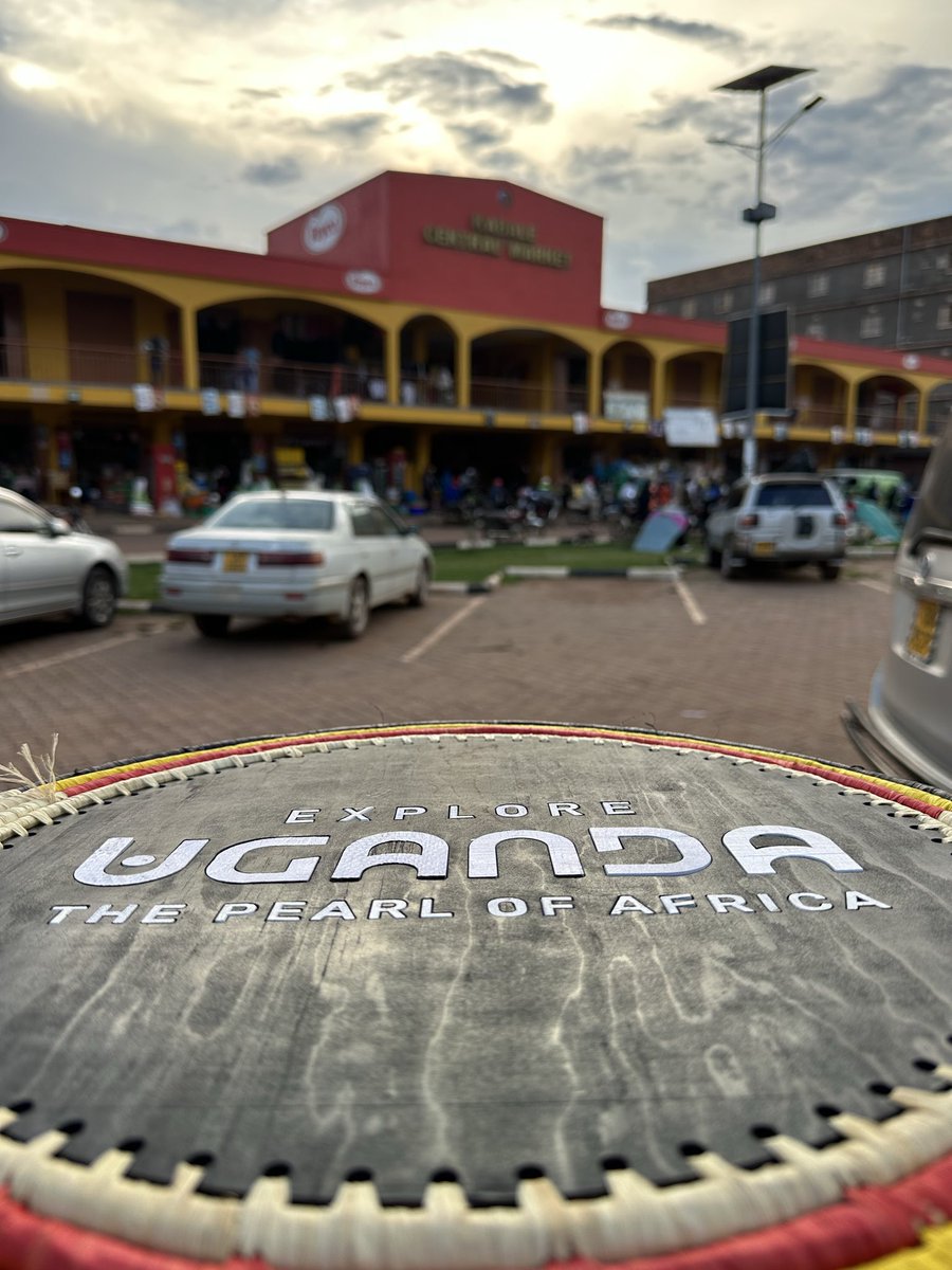 momothepearl's tweet image. Kabale you were amazing!
Oh how I love organic fresh food right from the garden to market.
No place like home!
#GoldenPosts @094bc8f590e84bb