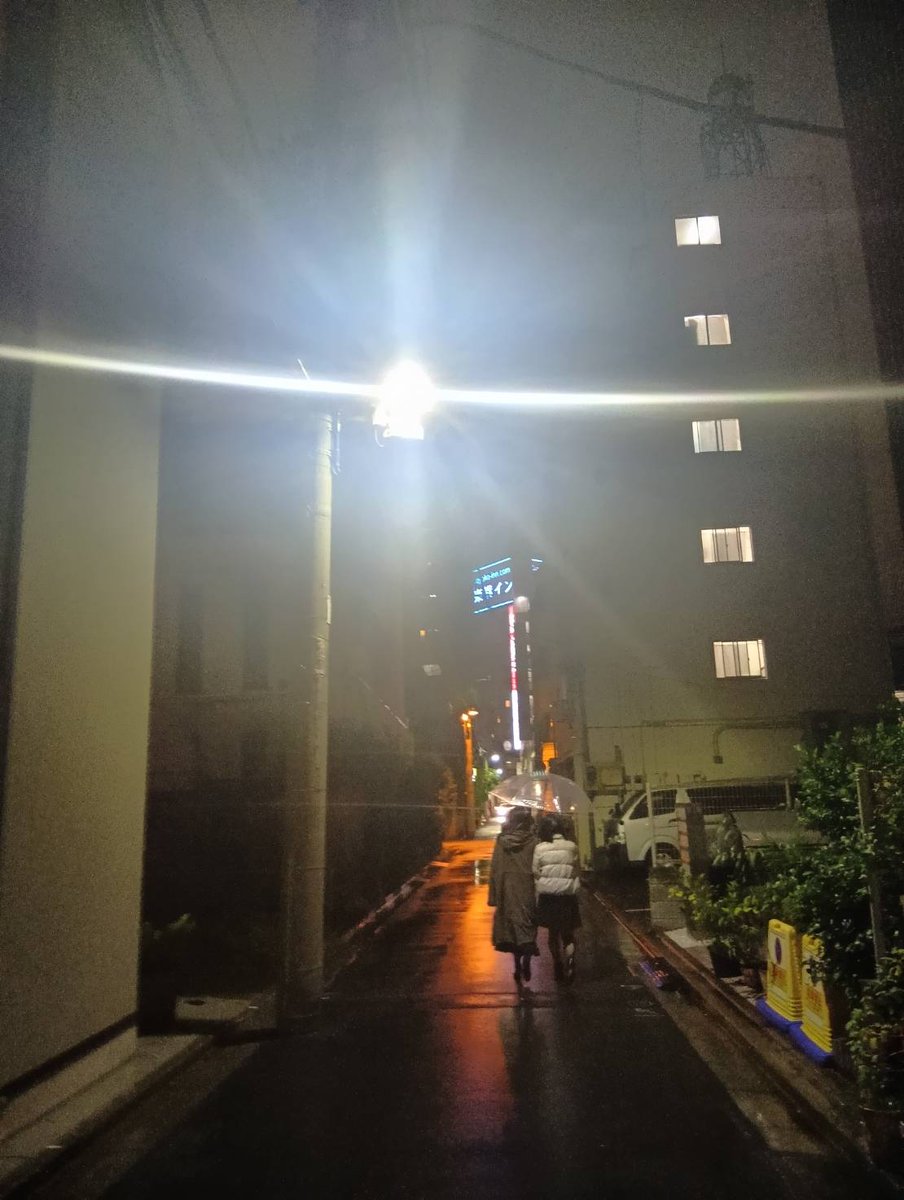 5percentvoice's tweet photo. 「話してわかるなら、アートはいらない？」

東京ビエンナーレで出会ったブラジル人アーティストとの対話から考えた、
言葉・沈黙・余白のこと
https://t.co/E0wOrSpkDO 
#東京ビエンナーレ2025 #アート #沈黙 #現代思想 #エッセイ #言葉 https://t.co/y3ugL4DRrX