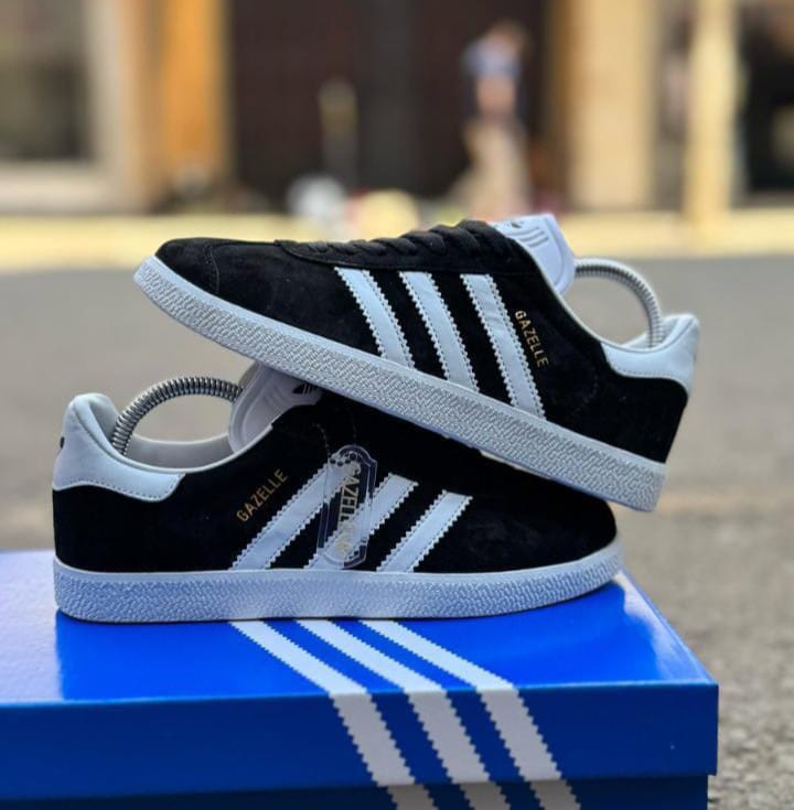 JimmieMuriuki's tweet image. Adidas Gazelle
3200 ksh
Call /text 0795462420
Delivery done country wide