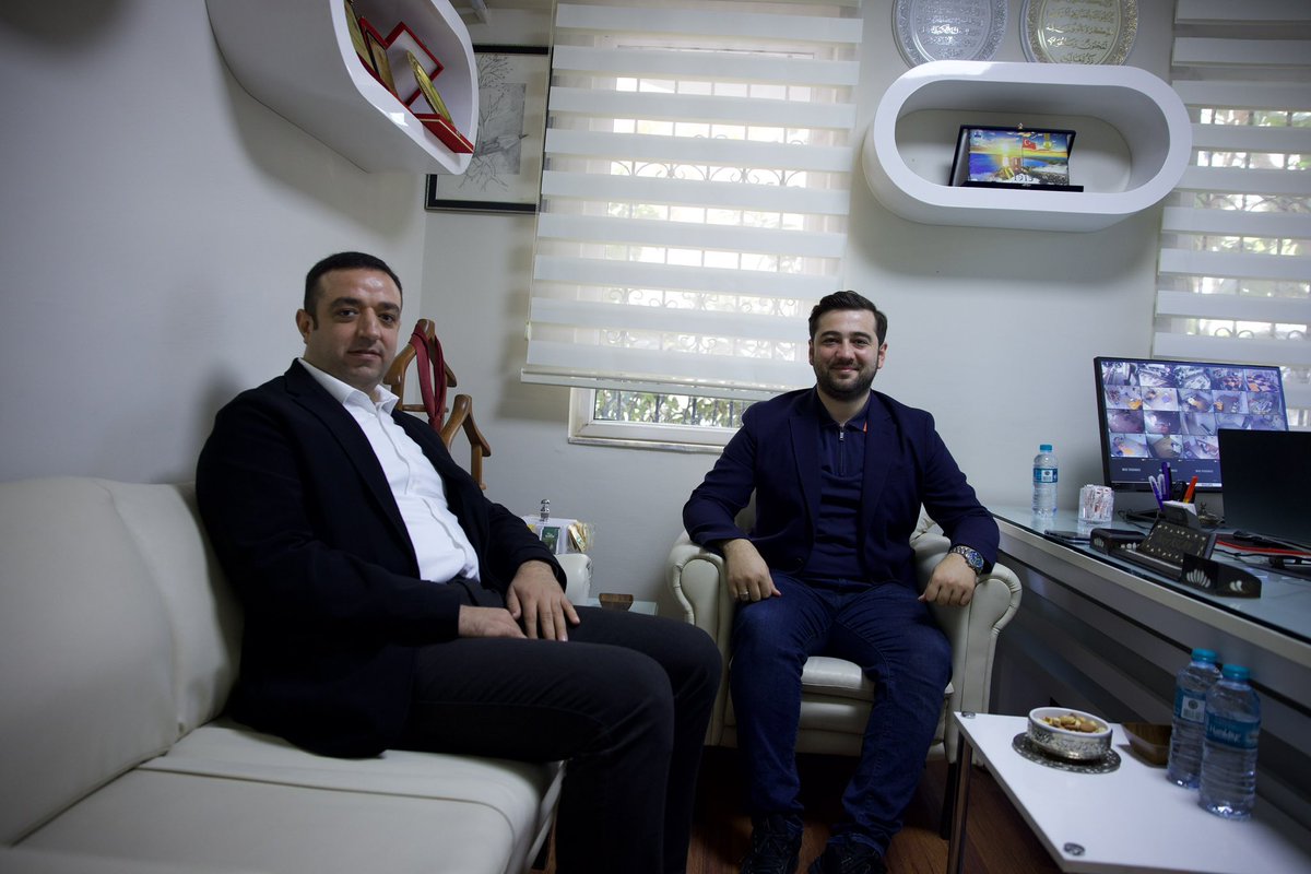 📍 Ahde Vefa Ziyaretleri • İlk Yaşam Özel Eğitim ve Rehabilitasyon Merkezi

Önceki dönem Şahinbey Belediyesi Meclis Üyemiz Bekir Aslan’ı iş yerinde ziyaret ettik.

 Geçmiş dönemlerde Şahinbey ilçemize yapılan hizmetleri, ilçemize kazandırılan güzellikleri ve geleceğe dair güzel