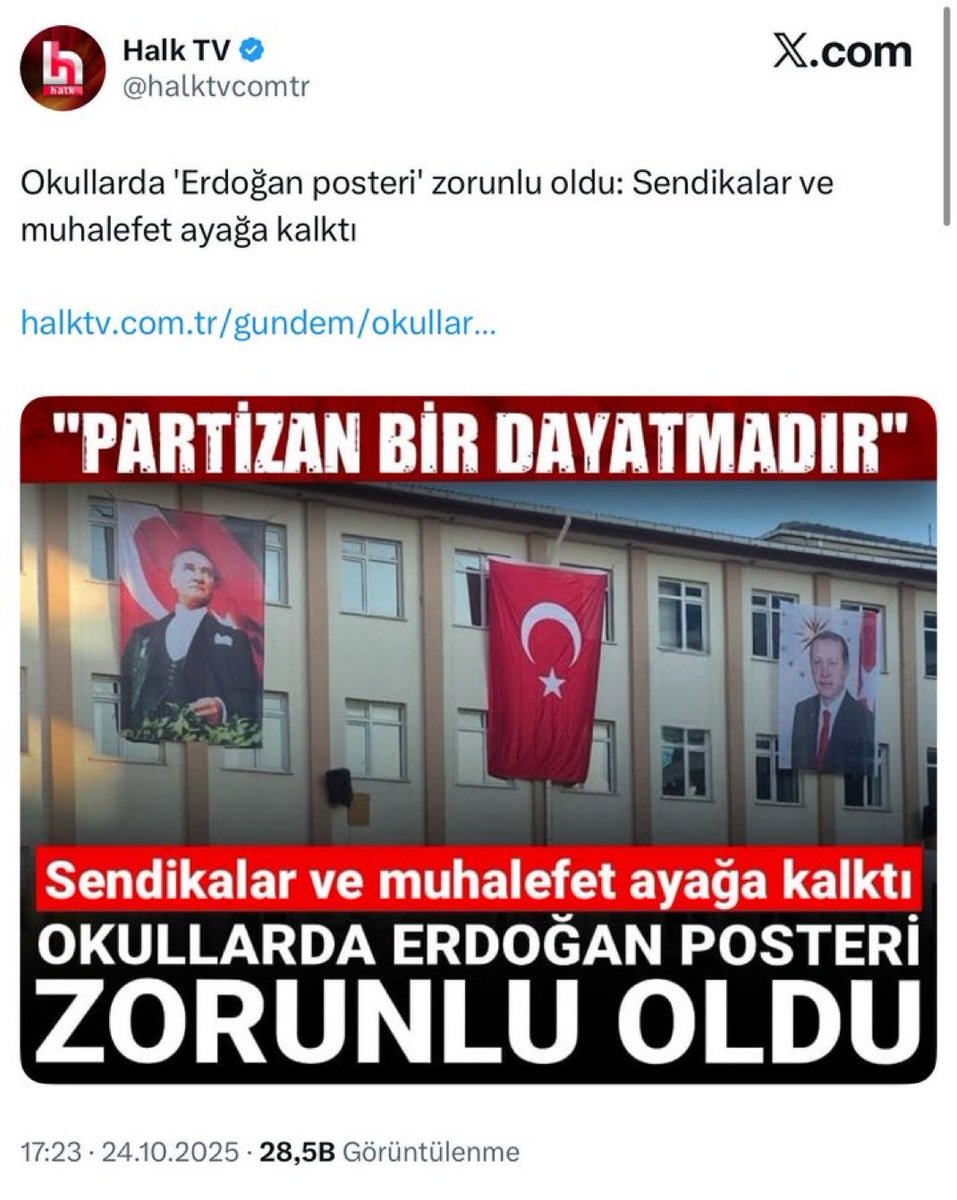 sevdaturkusev's tweet photo. Halk TV yine pis bir algı çalışmasına imza atmış. Recep Tayyip Erdoğan bu ülkenin cumhurbaşkanıdır, sadece bir siyasi parti lideri değildir. Öncelikli olarak da cumhurbaşkanıdır. Ve Türkiye Cumhuriyeti tarihinde mevcut cumhurbaşkanının fotoğrafı her zaman asılır. Amacınız sadece pis bir algı yapmak!