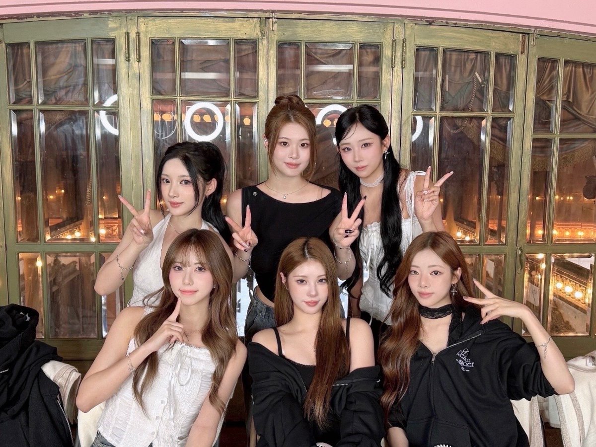 RBW_PURPLEKISS's tweet image. [#퍼플키스]

💜PURPLE KISS 2025 TOUR: 
A Violet to Remember💜

Los Angeles플로리분들과 
함께한 공연 종료 🥰

아직도 눈 감으면 로스앤젤레스 생각이... 💭
플로리들의 힘찬 응원을 소중히 간직할게요 💖

#PURPLE_KISS #A_Violet_to_Remember 
#PURPLE_KISS_2025_TOUR 
#LOSANGELES