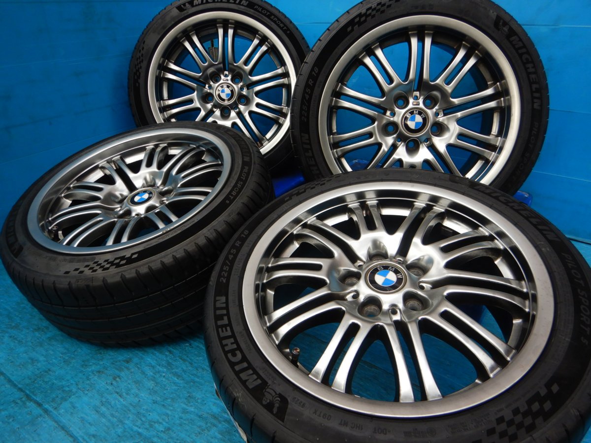 fit7377's tweet image. 10月27日のホームページ更新しました♪
netfit.co.jp

BMW E46M3純正のミシュラン新品タイヤ付きセット！
プリウスα用の17インチスタッドレスセット、
ダイハツ純正15インチセットなどをアップしています♪

#BMW #E46M3 #M3 #純正流用 #スタッドレス #ホイール買取