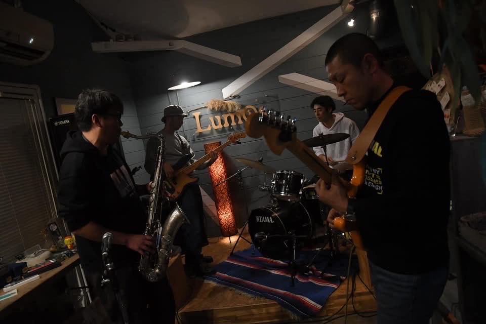 chance2919's tweet photo. isembrono
Instrumentalの楽曲を中心に様々な
セッションスタイルでのLiveが特徴。
メンバーチェンジ後
今回が初Liveとなる。
静岡県内から都内まで幅広く活動中 https://t.co/wQW8CYaeNe