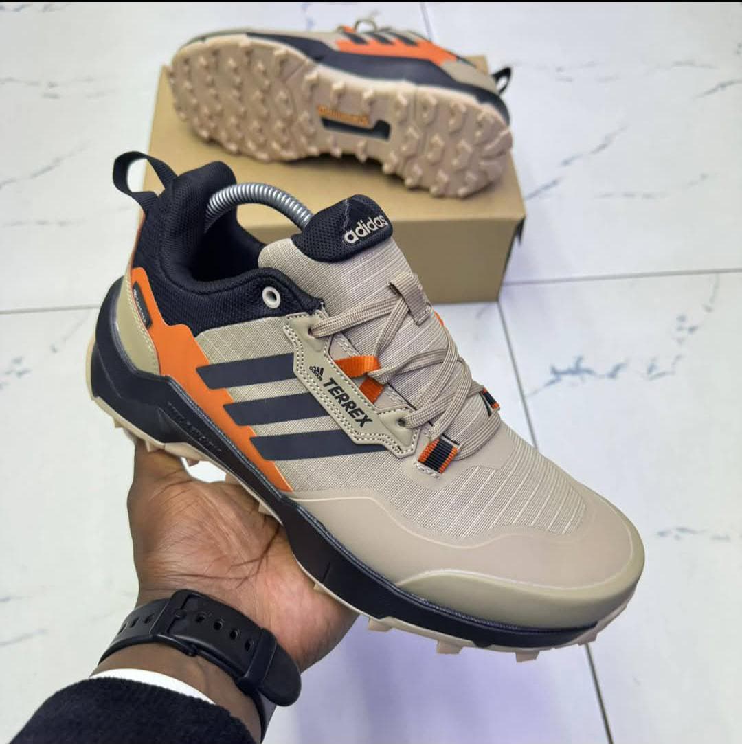 JimmieMuriuki's tweet image. Adidas terrex
Delivery done country wide
Call /text 0795462420
3500 ksh