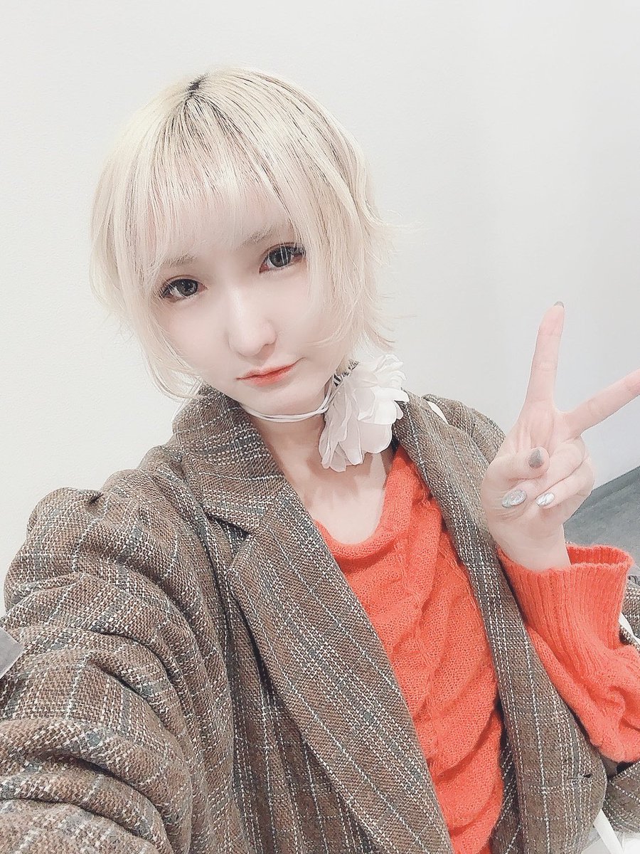 むーんちゃんページ 🐬💫🐬 #めろんめろんのイラスト #イルカ #art #illustration