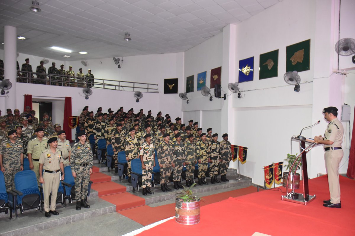 As part of Vigilance Awareness Week 2025 (27 Oct to 02 Nov), themed “ *Vigilance: Our Shared Responsibility,”* Shri V. T. Kayarkar, DIG administered the Integrity Pledge today to the Officers and personnel of CSWT BSF Indore, reaffirming the collective commitment.