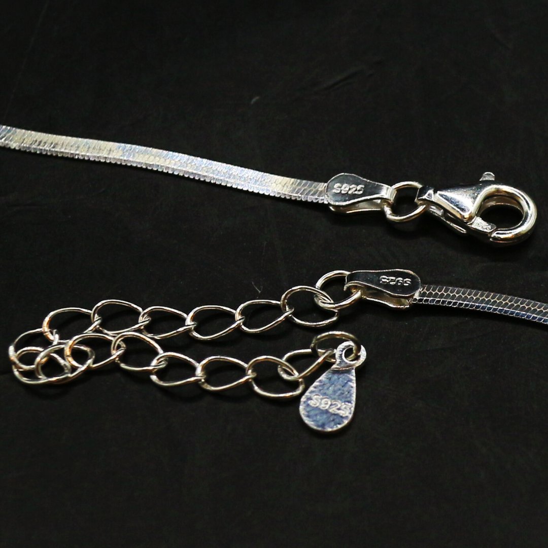 アラナヴジェムス on X