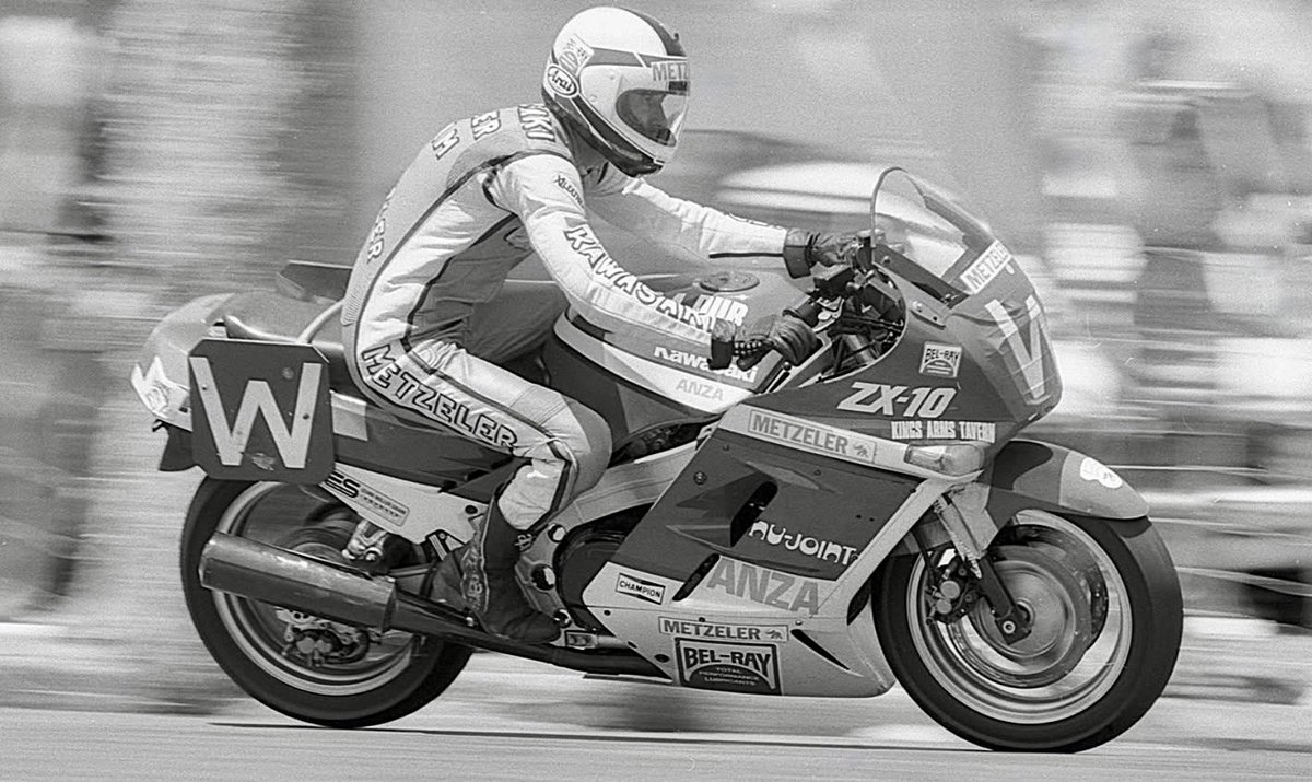 Brickz on B ロンT 白 yokosquad flexwitme Brickz on B ロンT 白