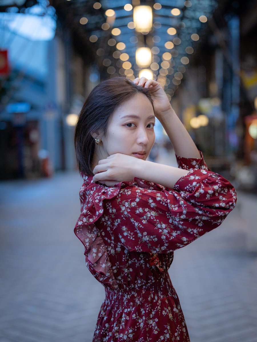 cool  beauty

夕方からアーケードの
街灯が綺麗でした

location  円頓寺商店街

NOA撮影会
<a href="/390photo/">NOA撮影会</a> 
model  七海りな　さん
<a href="/daizumomo123/">七海りな　10/26、11/12</a> 

#ポートレート
#NOA撮影会
#七海りな