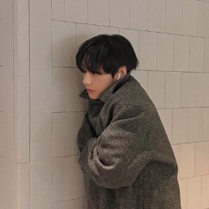 ไอเหรีรยรุปนี้น่ารักมาก 😭😭😭😭 ตัวน้อย ๆ หน้าแบ๊ว ๆ อยากหยิบใส่เป๋ากลับบ้านว่ะ
