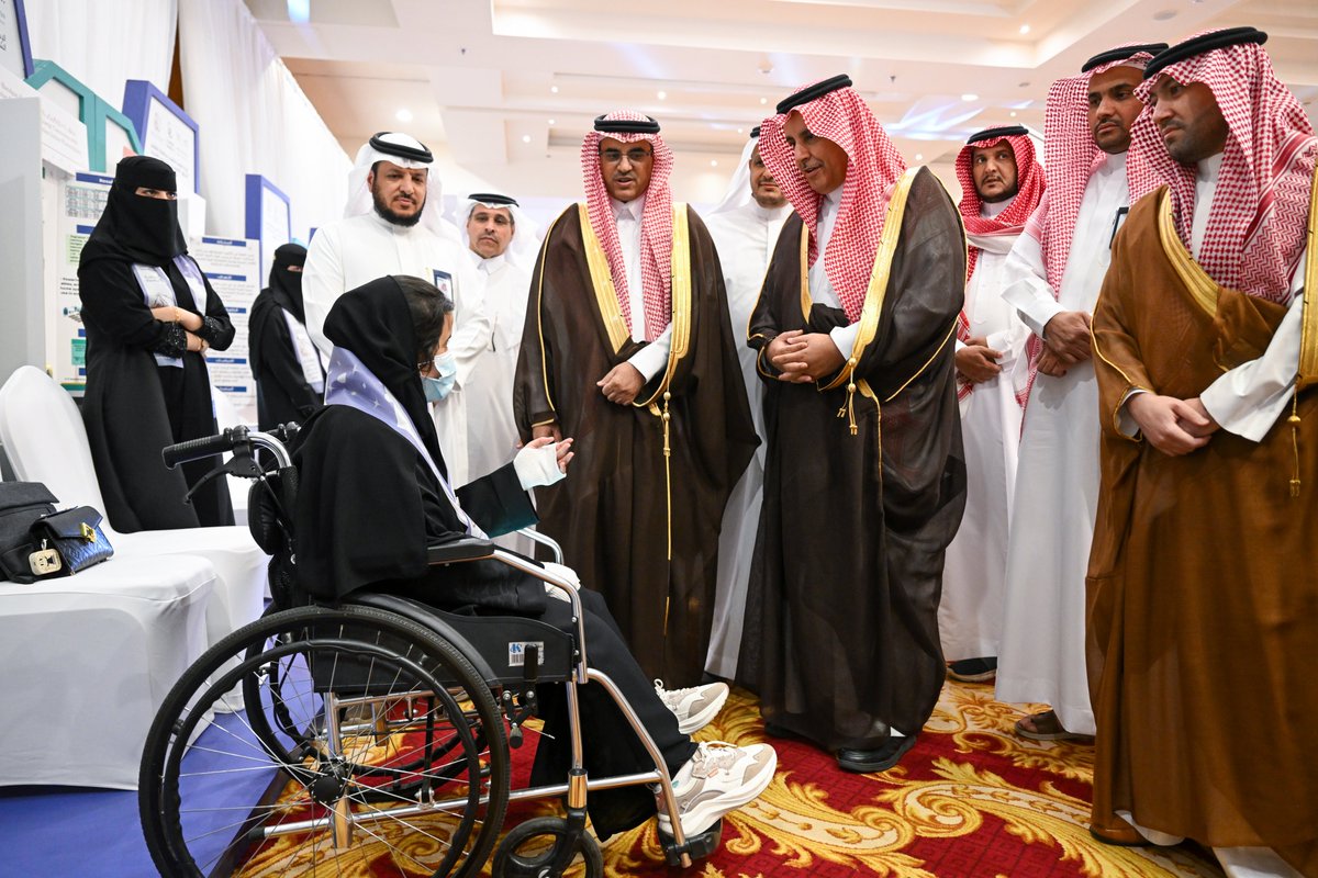 نيابة عن سمو #محافظ_الطائف الأمير #سعود_بن_نهار ، دشن وكيل المحافظة
 أ.مصلح بن حمدان البقمي  معرض الأولمبياد الوطني للإبداع العلمي " إبداع 2026"
بمشاركة 50 طالبًا وطالبة قدّموا مشاريعهم العلمية والإبداعية.