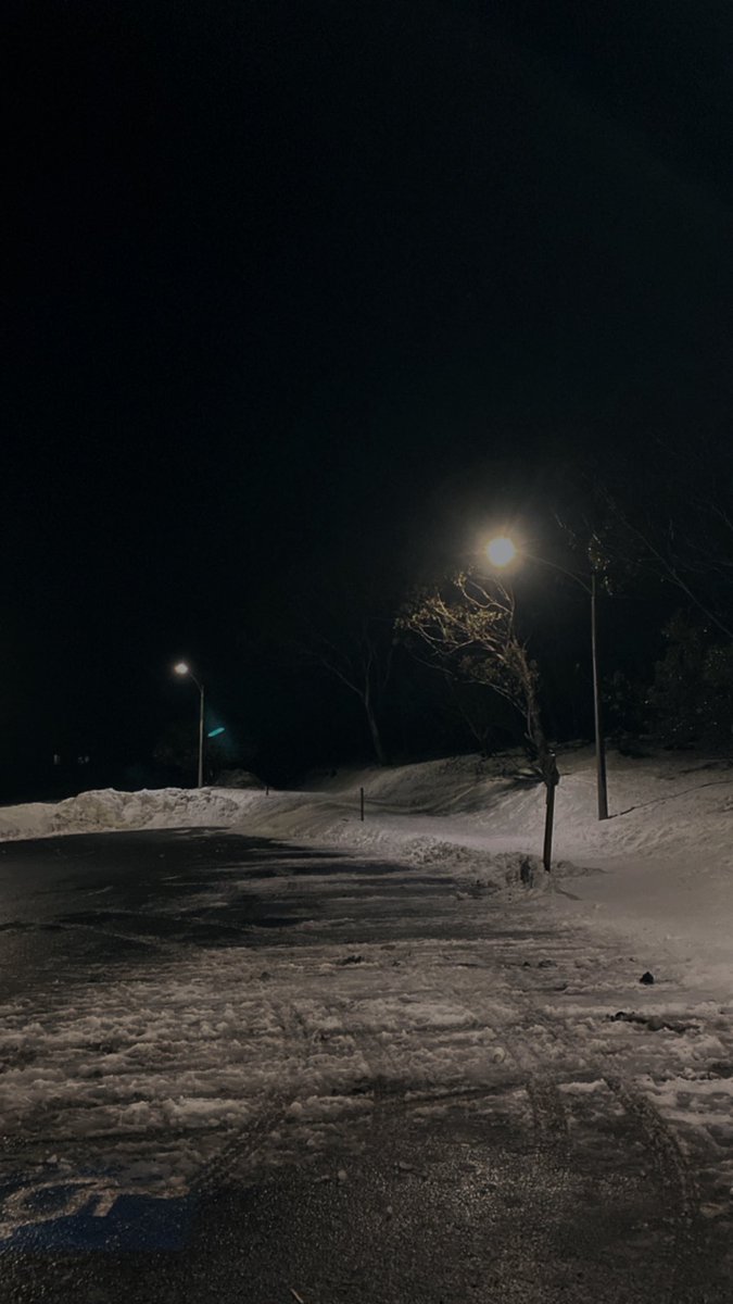 DEMIGODD tweet media