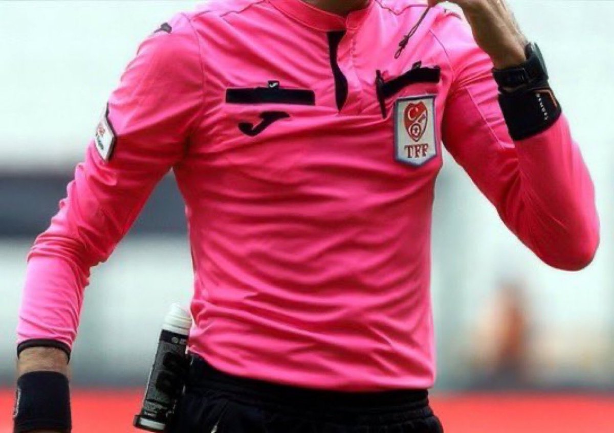 Çürümemiş tek bir yer yok, hala mış gibi yapıyoruz;

Türkiye profesyonel liglerinde görev yapan 571 hakemden 371’inin bahis hesabı bulunduğu, 152’sinin ise aktif olarak bahis oynadığı tespit edilmiş.

Yapılan incelemelerde 10 hakemin 10.000'in üzerinde bahis oynadığı, bir hakemin