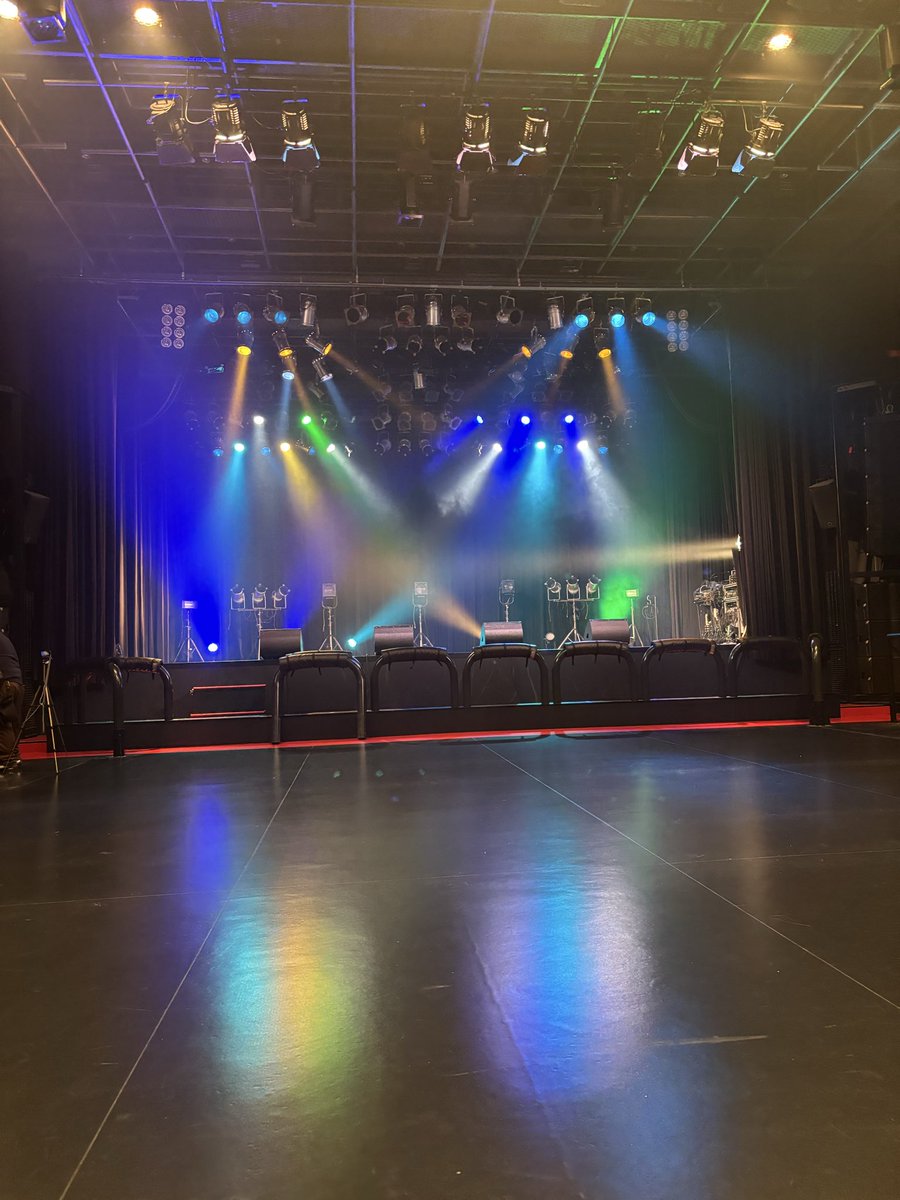 o_hiroki0307's tweet image. ビッキャッ😸
会場紘杉ボンバー💣
#bigcat