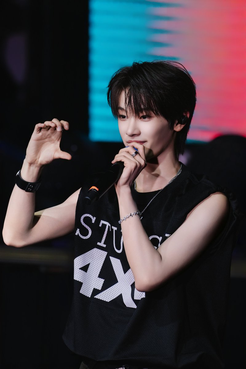 ChromosomeEG's tweet photo. #CHENKAIWEN #천카이원 #チェンカイウェン #陈凯文
#K_OS_BEIJING_FANMEETING #KOSBeijingFanmeeting https://t.co/nLLooKugF9
