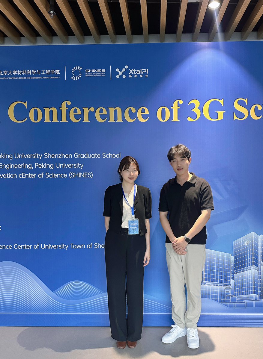 A year after POSTECH graduation, I was thrilled to meet Professors Noh and Park in Shenzhen!