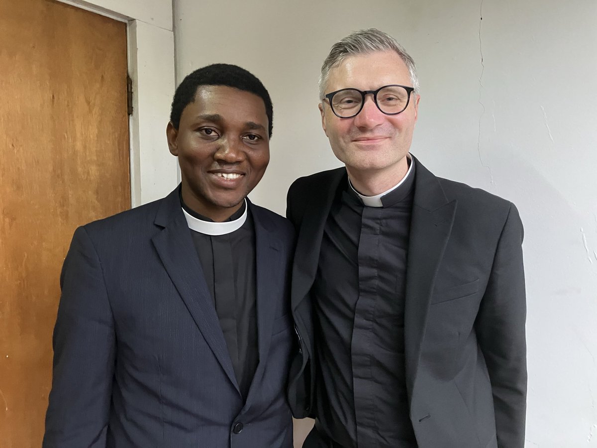 ActsDivinity's tweet image. Our brothers and sisters at Impact Academy (of The Apostolic Church Nigeria in the UK) had their graduation this weekend and our Principal had the privilege to celebrate with them. May the Lord bless the 21 graduates as they go on to serve Him.